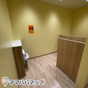 ららぽーと福岡(西口付近)(3F)の授乳室・おむつ替え台の写真(4枚目)