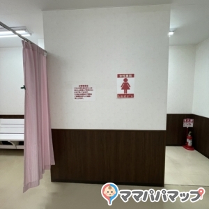 女性専用の紙が貼られていました