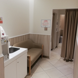 クレフィ三宮(5階)の授乳室・オムツ替え台情報 画像13