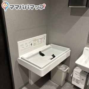 赤羽ホリックホテル(1F)の授乳室・おむつ替え台の写真(1枚目)