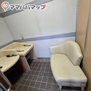 メダカ館(2F)の授乳室・オムツ替え台情報 画像2