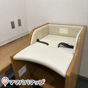 IDC大塚家具 新宿ショールーム(5F)の授乳室・おむつ替え台の写真(4枚目)