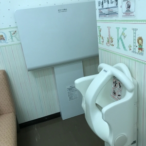 周南市文化会館(1F)の授乳室・オムツ替え台情報 画像1
