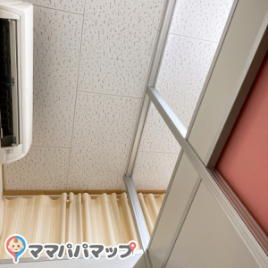 授乳室内エアコンあり