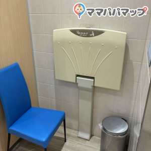 女子トイレ