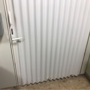 じゃばらカーテン 鍵がかけられます