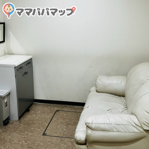 ニトリ赤羽店(1F)の授乳室・おむつ替え台の写真(2枚目)