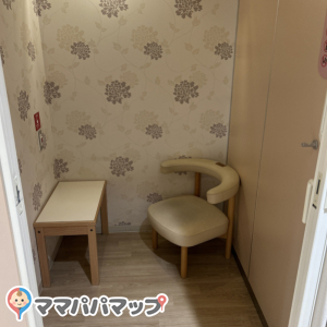 ららぽーと福岡(1F)の授乳室・おむつ替え台の写真(3枚目)