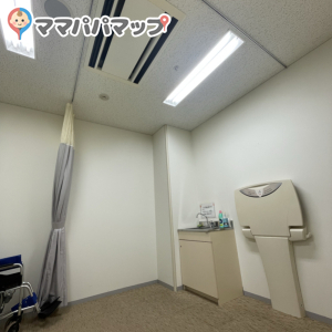市立住吉図書館(1F)の授乳室・オムツ替え台情報 画像1