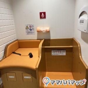 アミュプラザ鹿児島(5F)の授乳室・オムツ替え台情報 画像3