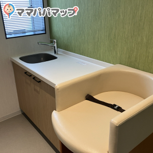 馬事公苑メインオフィス(1F)の授乳室・おむつ替え台の写真(4枚目)