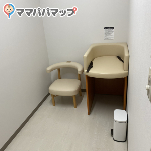 ニトリ 宇都宮インターパーク店(1F)の授乳室・おむつ替え台の写真(1枚目)