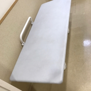 手前に引くとこれだけ大きなベットになります