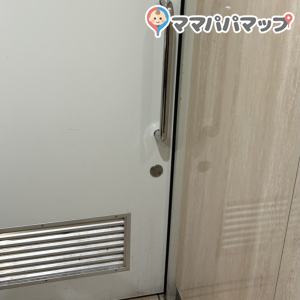 JR東日本 船橋駅（改札内）の授乳室・おむつ替え台の写真(1枚目)