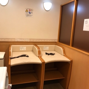 おむつ交換台