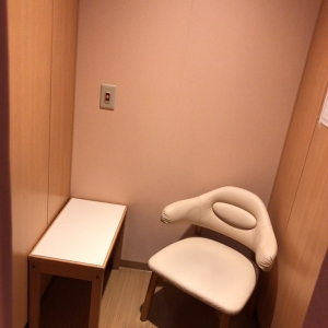 三井アウトレットパーク 木更津(フードコートセブン前)の授乳室・オムツ替え台情報 画像3