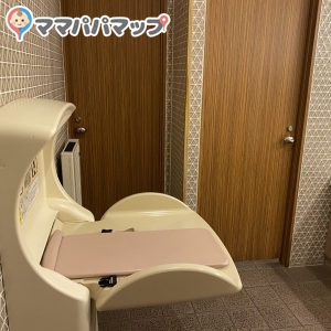 徳寿 白石店(1F)のオムツ替え台情報 画像1