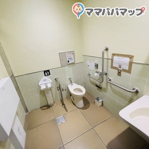 ふれあい広場の授乳室・おむつ替え台の写真(1枚目)