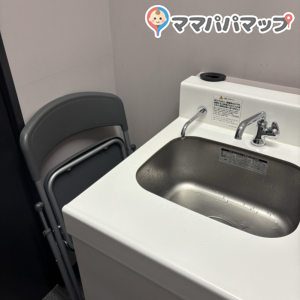 GIANTS TOWN STADIUM(ジャイアンツタウンスタジアム)(2F)の授乳室・おむつ替え台の写真(1枚目)