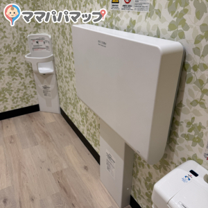 アリオ八尾MOVIX内(4F)の授乳室・オムツ替え台情報 画像1