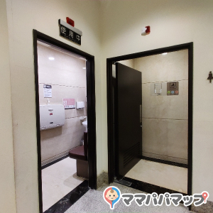 寶麗廣場BELLAVITA(3F)の授乳室・おむつ替え台の写真(4枚目)