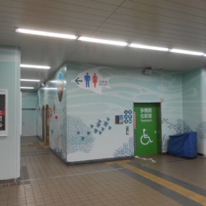 葛西臨海公園駅(2F)の授乳室・おむつ替え台の写真(1枚目)