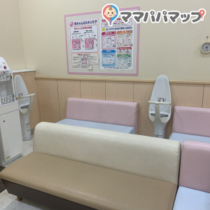平日に伺った際は貸切で荷物も置けて良かったです。