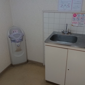 桜島フェリー鹿児島港乗船券発売所の授乳室・おむつ替え台の写真(6枚目)