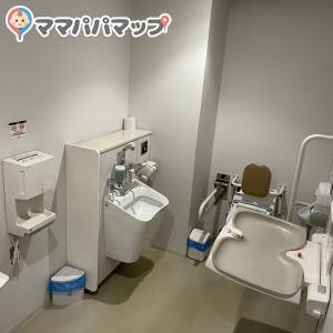 電ビル(1F)のオムツ替え台情報 画像3