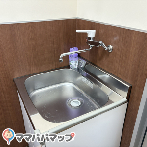 バースデイ観音新町店の授乳室・オムツ替え台情報 画像2