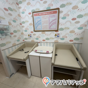 ゆめタウン南岩国(2F)の授乳室・おむつ替え台の写真(4枚目)