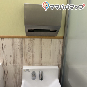 岡山一番街(B1)の授乳室・おむつ替え台の写真(2枚目)