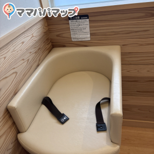 ロゴスパークシーサイド 高知須崎の授乳室・おむつ替え台の写真(2枚目)