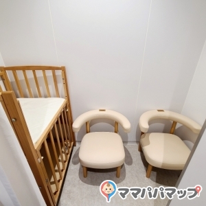 香取市立佐原中央図書館(2F)の授乳室・オムツ替え台情報 画像3