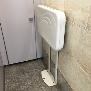 ダイソー西大宮ファッションモール店(2F)のオムツ替え台情報 画像1