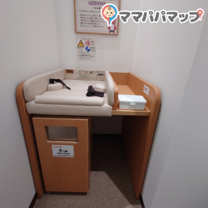 らくがキッズアリオ蘇我店(2F)の授乳室・オムツ替え台情報 画像1