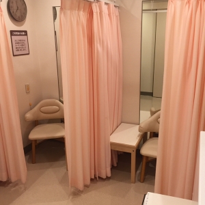 ヨークフーズ新宿富久店(1F)の授乳室・オムツ替え台情報 画像5