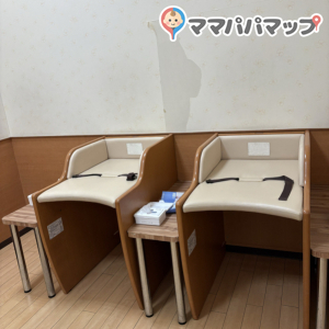 赤ちゃん本舗 防府店(2F)の授乳室・おむつ替え台の写真(3枚目)