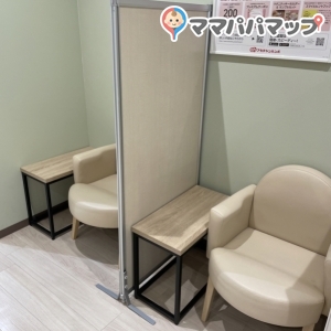 アカチャンホンポ ニトリモール宮崎店(1F)の授乳室・オムツ替え台情報 画像4