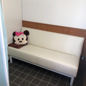 授乳用のソファです。広くて使いやすいです。