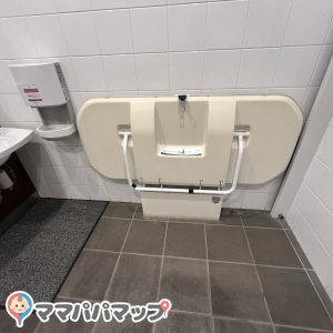 イオンモールつくば(1階  レストラン街東入口そば)の授乳室・オムツ替え台情報 画像2