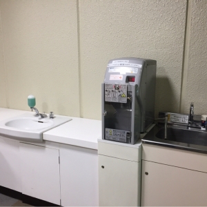 熱湯、手洗い石鹸、シンク