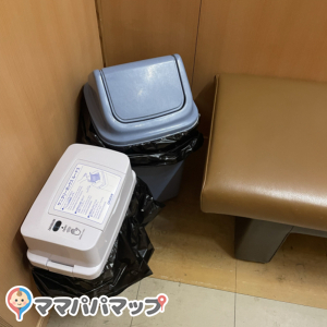 秋吉台自然動物公園 サファリランド(動物ふれあい広場)の授乳室・オムツ替え台情報 画像2