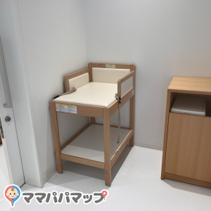 養命酒　養生の森　P1の授乳室・おむつ替え台の写真(1枚目)