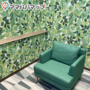 小山ゆうえんハーベストウォーク PARKTOWNEAST (多機能トイレ)(1F)の授乳室・オムツ替え台情報 画像2