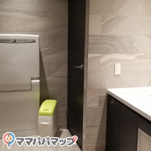 GRANDMIRAGE(1F)の授乳室・おむつ替え台の写真(1枚目)