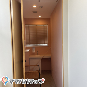 1110 CAFE/BAKERYの授乳室・オムツ替え台情報 画像2