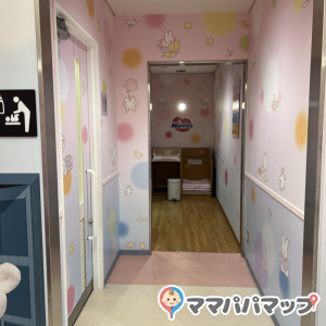 成田空港第1ターミナル 南ウィング 51番ゲート前(3F)の授乳室・オムツ替え台情報 画像1