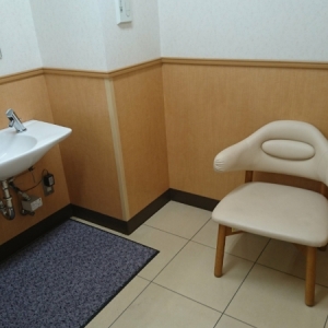 ライフ弁天町店(1F)の授乳室・オムツ替え台情報 画像6