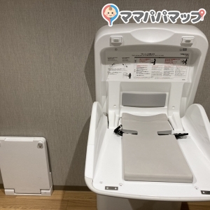 迎賓館赤坂離宮前休憩所(B1)の授乳室・オムツ替え台情報 画像5